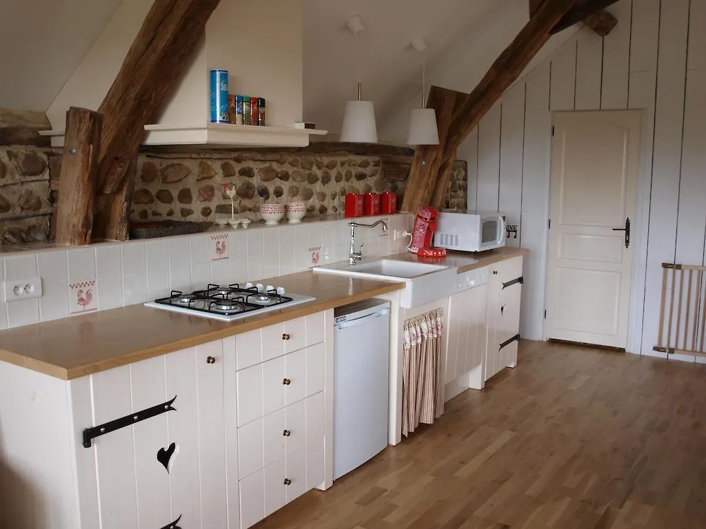 Holiday home Gites Les Neuf Cerisiers Mascaras